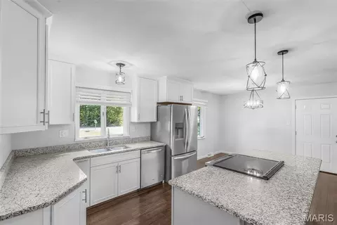 Kitchen - 1107 S Shawnee Blvd, Jackson, MO 63755 photo 1 of 2