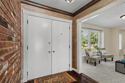 Entry Way - 566 Windsor Mill Dr, Ballwin, MO 63011 photo 1 of 4