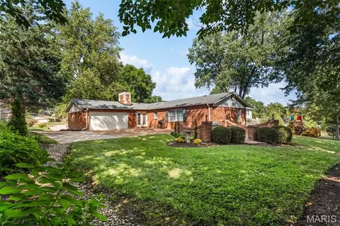 Exterior - 566 Windsor Mill Dr, Ballwin, MO 63011 photo 6 of 6