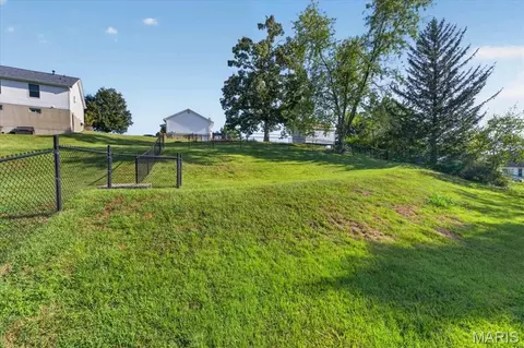 Exterior - 2045 Rosedale Ct, Arnold, MO 63010 photo 6 of 6