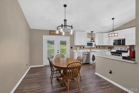 Dining - 2045 Rosedale Ct, Arnold, MO 63010 photo 1 of 2