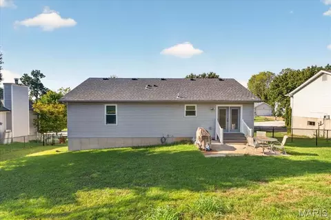 Exterior - 2045 Rosedale Ct, Arnold, MO 63010 photo 4 of 6