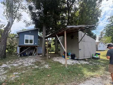 Exterior - 136 Shore Acres Dr, Dittmer, MO 63023 photo 2 of 14