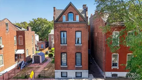 2432 Mcnair Ave, Saint Louis, MO 63104