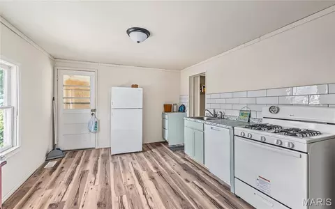 Kitchen - 407 E 12th St, Rolla, MO 65401 photo 1 of 2