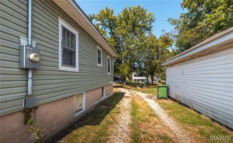 Exterior - 407 E 12th St, Rolla, MO 65401 photo 3 of 5