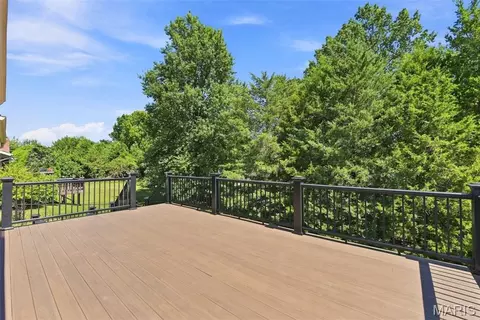 738 Henry Ave, Ballwin, MO 63011 photo 7