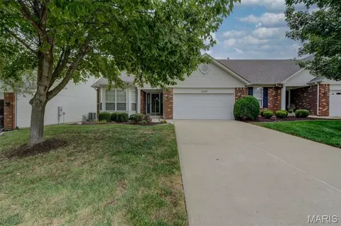Exterior - 2107 Mcgregor Cir, O'fallon, MO 63368 photo 2 of 6