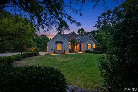 3546 Hawthorne Ridge Dr, Eureka, MO 63025