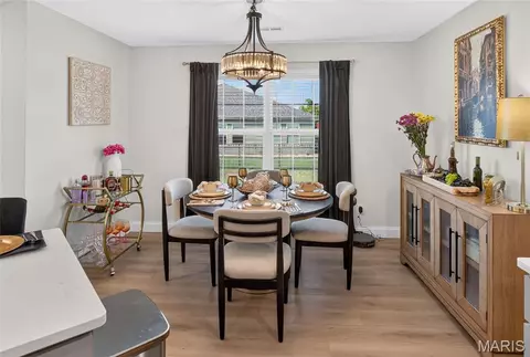 Dining - 5355 Byrd Creek Trl, Jackson, MO 63755 photo 2 of 3