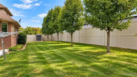 Exterior - 106 Bruce Dr, Saint Robert, MO 65584 photo 7 of 18