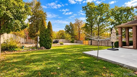 Exterior - 106 Bruce Dr, Saint Robert, MO 65584 photo 10 of 18