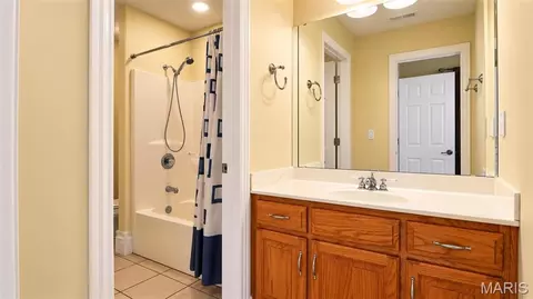 Bath - 106 Bruce Dr, Saint Robert, MO 65584 photo 6 of 6