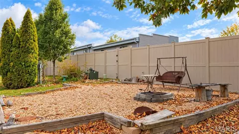 Exterior - 106 Bruce Dr, Saint Robert, MO 65584 photo 5 of 18
