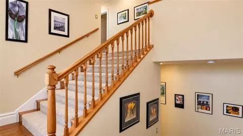 Entry Way - 106 Bruce Dr, Saint Robert, MO 65584 photo 3 of 3
