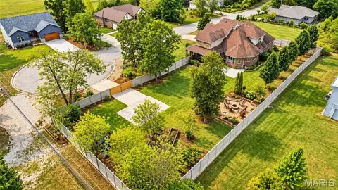 Exterior - 106 Bruce Dr, Saint Robert, MO 65584 photo 12 of 18