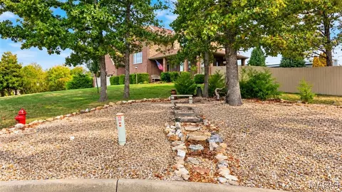 Exterior - 106 Bruce Dr, Saint Robert, MO 65584 photo 6 of 18