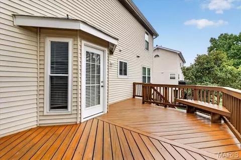Exterior - 234 Westridge Parc Ln, Ellisville, MO 63021 photo 5 of 10