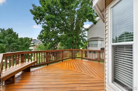 Exterior - 234 Westridge Parc Ln, Ellisville, MO 63021 photo 4 of 10