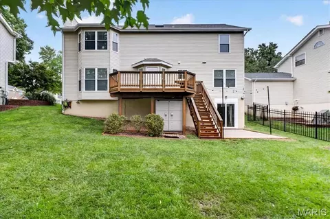 Exterior - 234 Westridge Parc Ln, Ellisville, MO 63021 photo 7 of 10