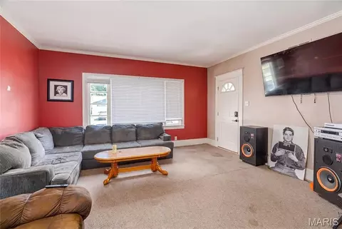 Living - 1207 Maple, Benton, IL 62812 photo 1 of 1