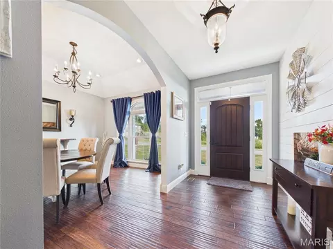 Entry Way - 220 Coyote Rdg, Jackson, MO 63755 photo 3 of 7