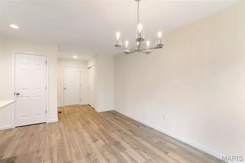 Dining - 2335 Castle Hill Dr, Rolla, MO 65401 photo 2 of 2