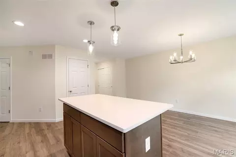 Dining - 2335 Castle Hill Dr, Rolla, MO 65401 photo 1 of 2