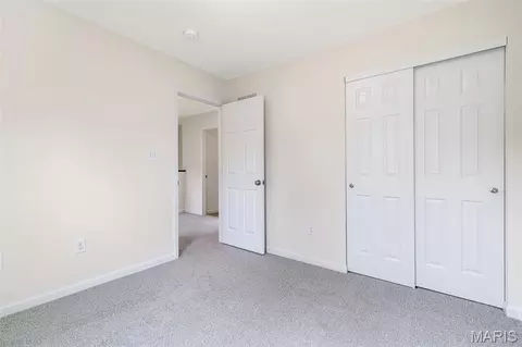 Bedroom - 2335 Castle Hill Dr, Rolla, MO 65401 photo 5 of 7