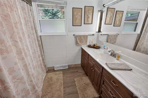 Bath - 315 Morgan St, Jackson, MO 63755 photo 1 of 3