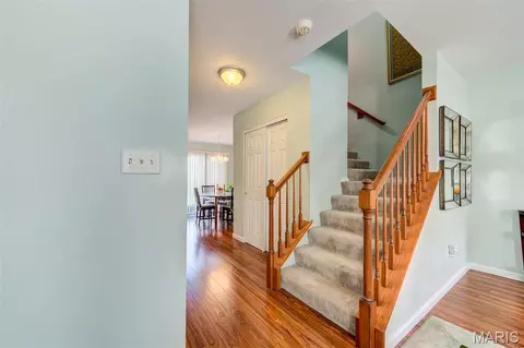 Entry Way - 820 Brookmead Dr, O'fallon, MO 63366 photo 4 of 5