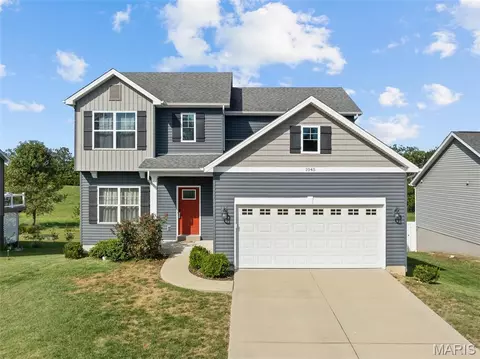 1045 Palisades Ln, Pacific, MO 63069