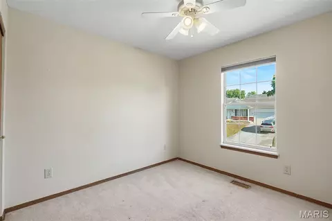 Bedroom - 624 Longhorn Dr, O'fallon, MO 63368 photo 4 of 5