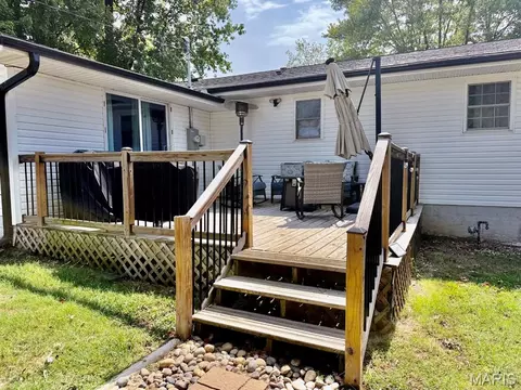 Exterior - 604 Boucher St, Dexter, MO 63841 photo 4 of 6