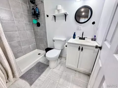 Bath - 604 Boucher St, Dexter, MO 63841 photo 4 of 4