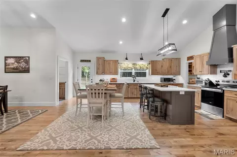 Kitchen - 247 Pecan Landing Ln, Jackson, MO 63755 photo 3 of 3