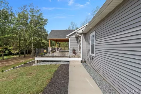 Exterior - 247 Pecan Landing Ln, Jackson, MO 63755 photo 7 of 15