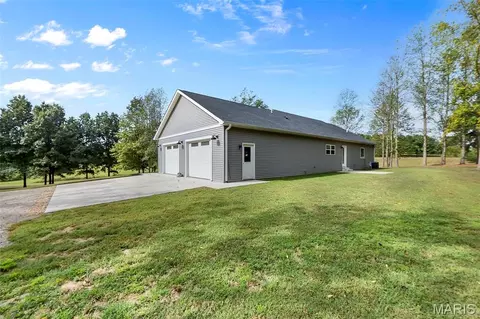 Exterior - 247 Pecan Landing Ln, Jackson, MO 63755 photo 2 of 15