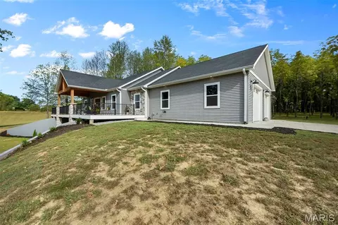 Exterior - 247 Pecan Landing Ln, Jackson, MO 63755 photo 1 of 15