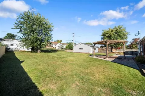 Exterior - 9305 Aster Ave, Affton, MO 63123 photo 14 of 19