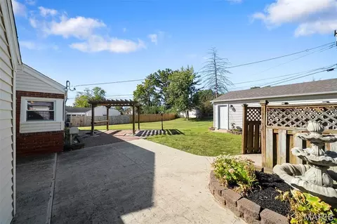 Exterior - 9305 Aster Ave, Affton, MO 63123 photo 8 of 19