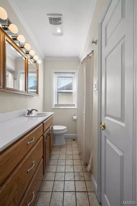 Bath - 9305 Aster Ave, Affton, MO 63123 photo 2 of 3
