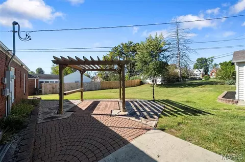 Exterior - 9305 Aster Ave, Affton, MO 63123 photo 16 of 19