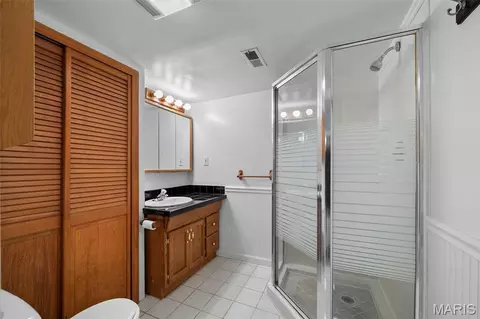 Bath - 9305 Aster Ave, Affton, MO 63123 photo 3 of 3