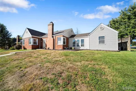 Exterior - 9305 Aster Ave, Affton, MO 63123 photo 3 of 19