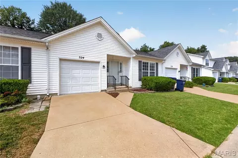 Exterior - 524 Pacific Estates Dr, Pacific, MO 63069 photo 3 of 7