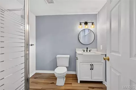 Bath - 129 Royallbrook Ln, O'fallon, MO 63368 photo 7 of 7