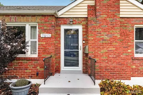 7613 Lovella Ave, Saint Louis, MO 63117
