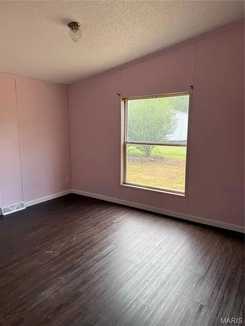 Bedroom - 17131 Private Drive 8178, Rolla, MO 65401 photo 2 of 2