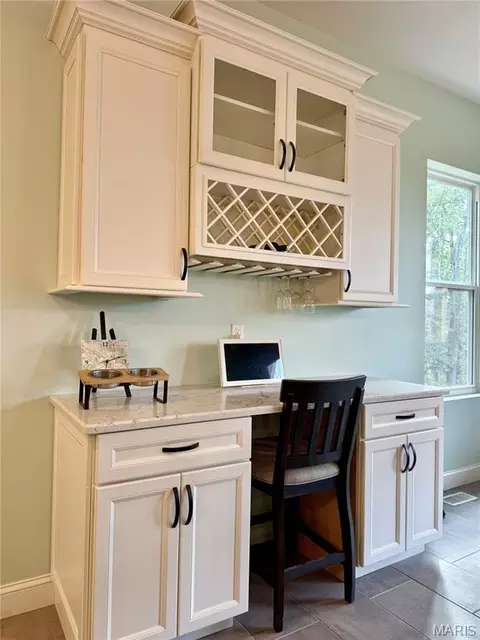 Kitchen - 35 Brierfield Ct, Troy, MO 63379 photo 3 of 10